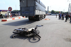 Cụ ông 80 tuổi bị cán chết thương tâm ở 'điểm đen' giao thông