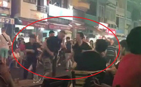 Say xỉn gây rối khiến 3 bảo vệ mất việc, nam du khách nước ngoài xin lỗi