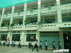 Nam sinh nhảy lầu tự vẫn ở TP.HCM: 2 bức thư tuyệt mệnh chua xót