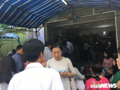 Tiếng khóc xé lòng trong lễ tang cô giáo bị đồng nghiệp sát hại ở Sài Gòn