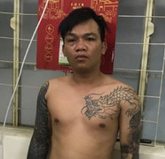 Bắt nghi phạm cướp dây chuyền của nhân viên ngoại giao Nga