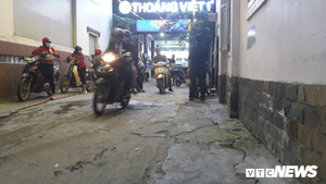 Nghi án nhân viên nhà hàng chết kẹt trong thang máy ở TP.HCM