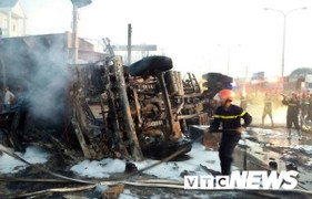 Xe bồn chở xăng chạy tốc độ gần 100km/h khi va chạm xe ba gác gây tai nạn làm 6 người chết