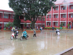 Học sinh Đồng Nai nghỉ học sát giờ vào lớp, phụ huynh nháo nhào tìm nơi gửi con