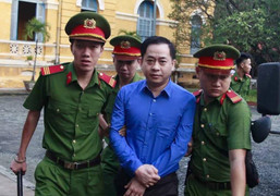 Vũ ‘nhôm’ liên tục kêu oan, khai có 3 tên, 2 quốc tịch