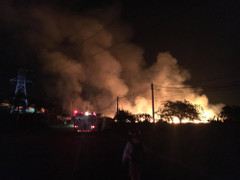 Nhà xưởng hơn 1.000 m2 ở Bình Dương bốc cháy dữ dội trong đêm