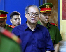 Những điểm chưa rõ trong việc thu hồi các khoản tiền vật chứng vụ Phạm Công Danh