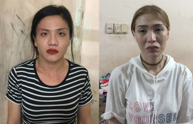 Bắt 2 thanh niên giả gái rủ người nước ngoài đi 'bão' rồi cướp điện thoại