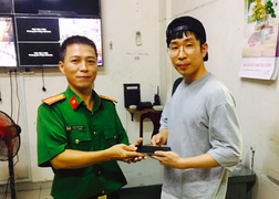 Cảnh sát tóm gọn thanh niên cướp giật điện thoại của du khách Hàn Quốc