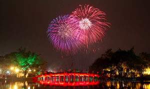 1,2 triệu đồng một chỗ xem pháo hoa Giao thừa ở Hà Nội