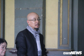 Tiếp tục ra tòa ly hôn, ông Đặng Lê Nguyên Vũ đề nghị được chia 70% tài sản