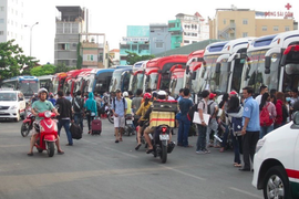 Tăng giá vé xe ở TP.HCM trong dịp lễ 30/4