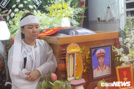 Đề nghị điều tra hồ sơ lái xe và tiểu sử tâm thần của tài xế côn đồ ép ngã CSGT ở Vũng Tàu