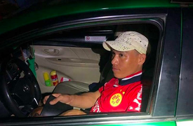 CSGT ở Bình Dương tóm gọn tên cướp dùng dao uy hiếp tài xế, cướp xe taxi