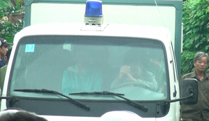 Ảnh: 4 nữ nghi phạm thực nghiệm vụ giết người, đổ bê tông phi tang xác ở Bình Dương