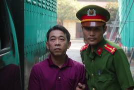 Xét xử VN Pharma: Chủ toạ phiên tòa nhắc nhở tránh làm lộ tài liệu mật