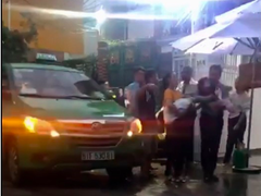 Thẩm phán cùng nhóm người bị tố 'bắt' trẻ em: Trục xuất nhóm người chiếm giữ nhà