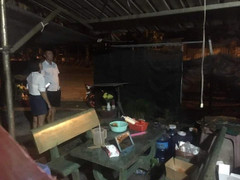 Ném 'bom xăng' vào quán cà phê vì bị từ chối mua hàng