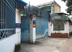 Cán bộ Trung tâm hỗ trợ xã hội ở TP.HCM bị tố dâm ô