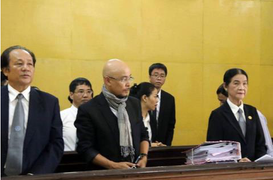 Vợ chồng ông chủ Trung Nguyên được ly hôn, giữ nguyên cách chia tài sản