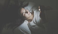 5 thói quen khi đi ngủ cực xấu khiến cơ thể luôn mệt mỏi