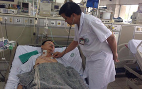 10 bệnh nhân Hòa Bình 'hồi sinh' sau tai biến chạy thận