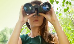 Sốc: 43% phụ nữ thừa nhận đã từng theo dõi 'nửa kia' của mình