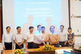 Bàn giao nhiệm vụ Chủ tịch MobiFone cho ông Cao Duy Hải