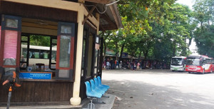 Tăng phí đậu xe bất thường: Nhiều người đòi 'tẩy chay' du lịch Huế