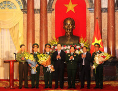 Chủ tịch nước thăng quân hàm cho 3 tướng lĩnh