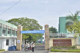 Muốn nghỉ việc, một bác sĩ phải bồi thường 655 triệu đồng