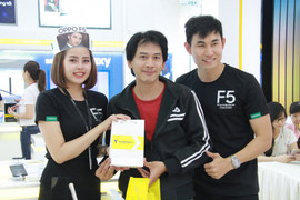 OPPO F5 chính thức mở bán trên toàn quốc với thành tích siêu 'khủng'