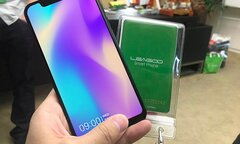 'iPhone X' giá rẻ chạy Android xuất hiện ở Trung Quốc