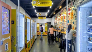 Hàng chục nghìn nhân viên sắp thất nghiệp vì robot