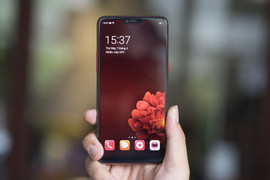 OPPO F7 chinh phục khách hàng phân khúc mức giá 8 triệu đồng