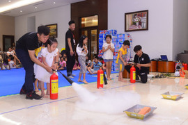 Các khóa phòng chống cháy nổ chỉ dành cho người lớn, còn trẻ em thì sao?