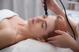 Khám phá công thức hô biến làn da trắng sáng với mỹ phẩm chứa vàng