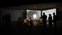 Video art của Hiraki Sawa: Lời gọi mời khó cưỡng từ cõi siêu thực