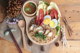 'Mì ăn liền gây ung thư': Chuyên gia nói gì?