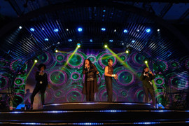 Show Boney M 'Lửa mùa hè' tại Vinpearl Nha Trang: Âm nhạc quyến rũ mọi thế hệ