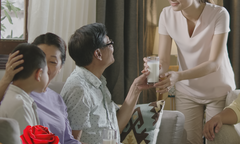 Đoạn phim ngắn thức tỉnh những trái tim hiếu nghĩa mùa Vu Lan