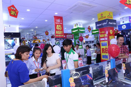 Siêu thị điện máy khuyến mại 'khủng' mừng giải phóng thủ đô