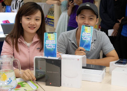 HUAWEI Mate 20, Mate 20 Pro chính thức lên kệ FPT Shop trên toàn quốc