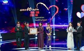 Hơn 25 tỷ đồng ủng hộ mổ tim trong đêm gala 10 năm 'Trái tim cho em'