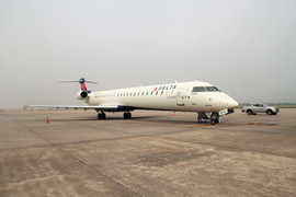 Vietnam Airlines tham gia bay thử nghiệm tàu bay CRJ900 Bombardier