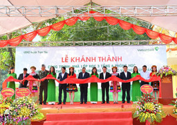 Lễ khánh thành và bàn giao công trình nhà lớp học xã Túc Đán, huyện Trạm Tấu, tỉnh Yên Bái do Vietcombank tài trợ 3 tỷ đồng