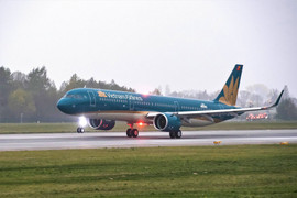 Vietnam Airlines tăng chuyến đưa cổ động viên tham dự trận Chung kết lượt đi giải bóng đá vô địch Đông Nam Á - AFF Cup 2018