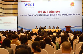 Bộ Tài chính đối thoại về chính sách thuế và hải quan, giải đáp thỏa đáng vướng mắc cho doanh nghiệp