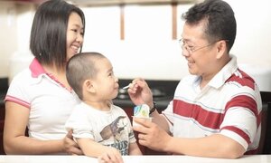 Ăn sữa chua mỗi ngày giúp trẻ phát triển toàn diện