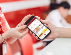 VinID 'chơi lớn', tặng xe VinFast tiền tỷ tri ân khách hàng đón Tết Kỷ Hợi